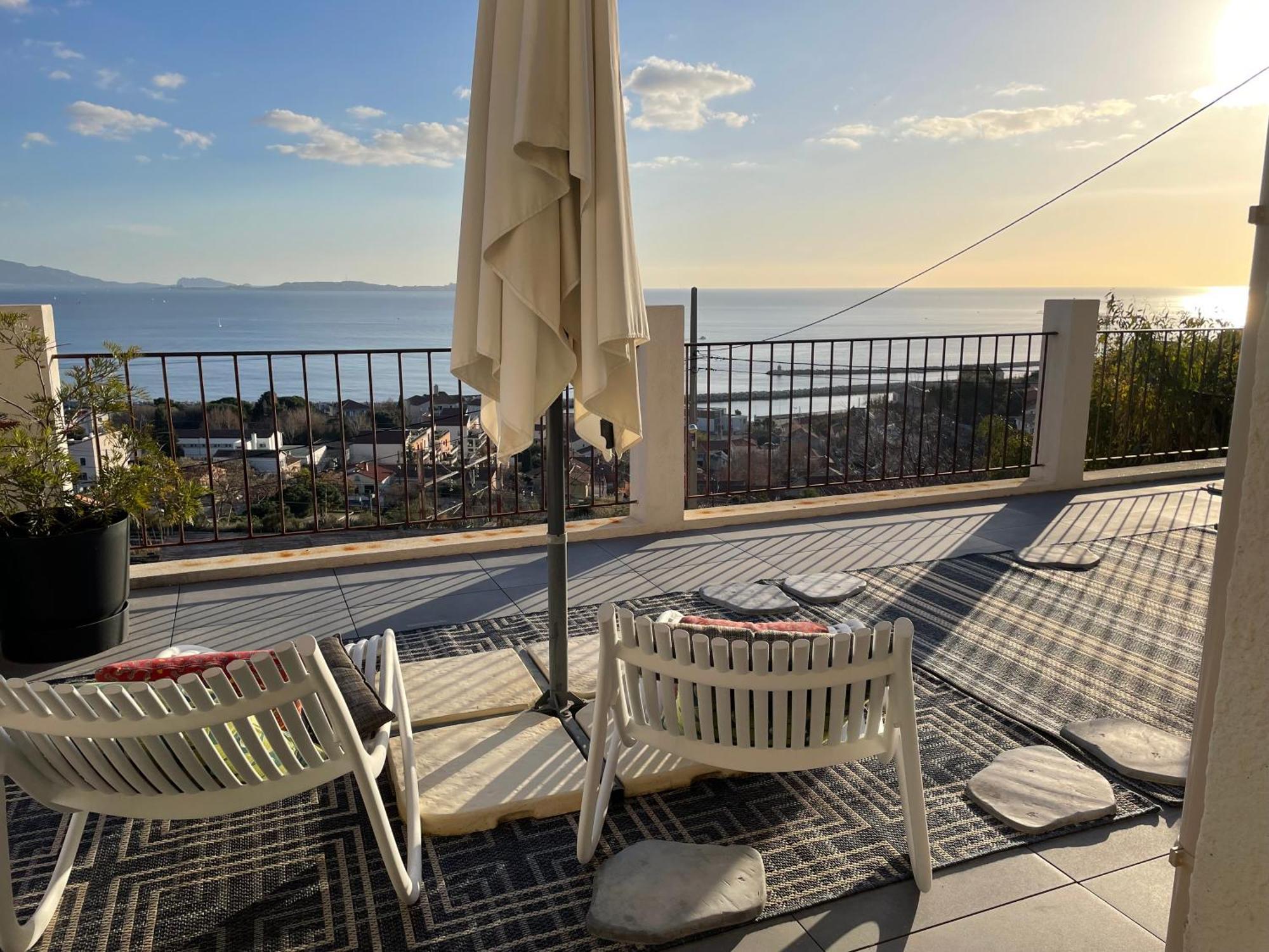 Superbe Terrasse Avec Vue Panoramique Sur La Mer 马赛 外观 照片
